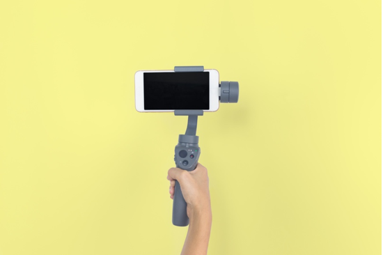 afbeelding van een smartphone in een camera stabilisator
